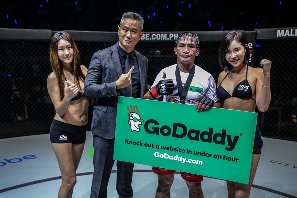 Why Eduard Folayang trained at Jackson-Wink MMA in Albuquerque, New&nbsp;Mexico