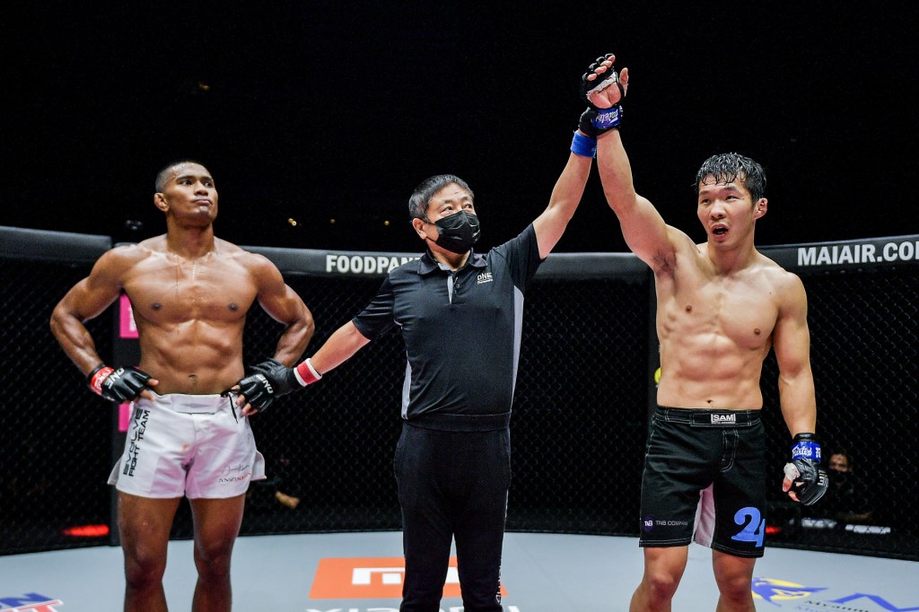 Amir Khan, Yuji Shimada, Dae Sung Park (©ONE Championship)