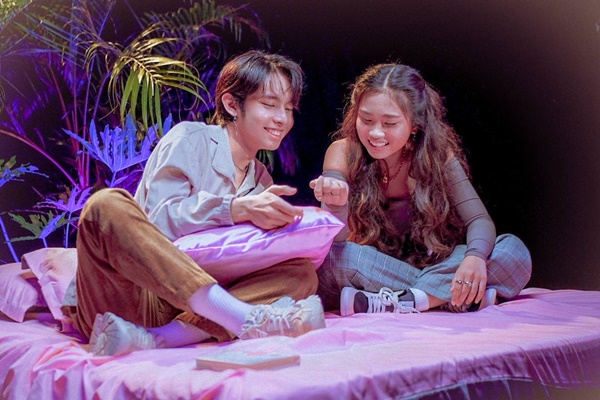 Justin De Dios, Alex Bruce